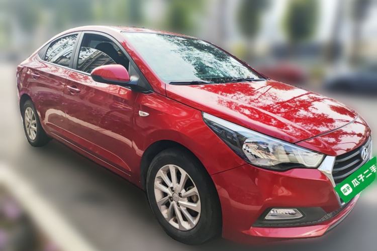 Used Hyundai Verna (new generation) 2016 1.4L Manual Cool Edition GLS Front Right 45 Deg