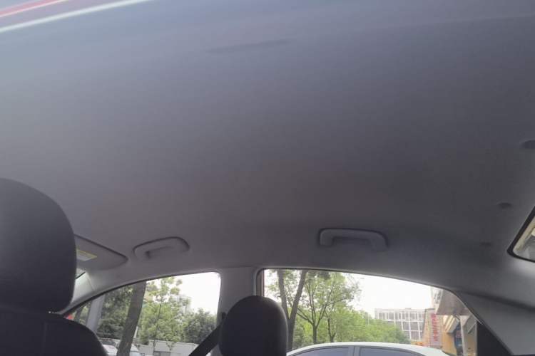 Used Hyundai Verna (new generation) 2016 1.4L Automatic Cool Edition GLS Headliner
