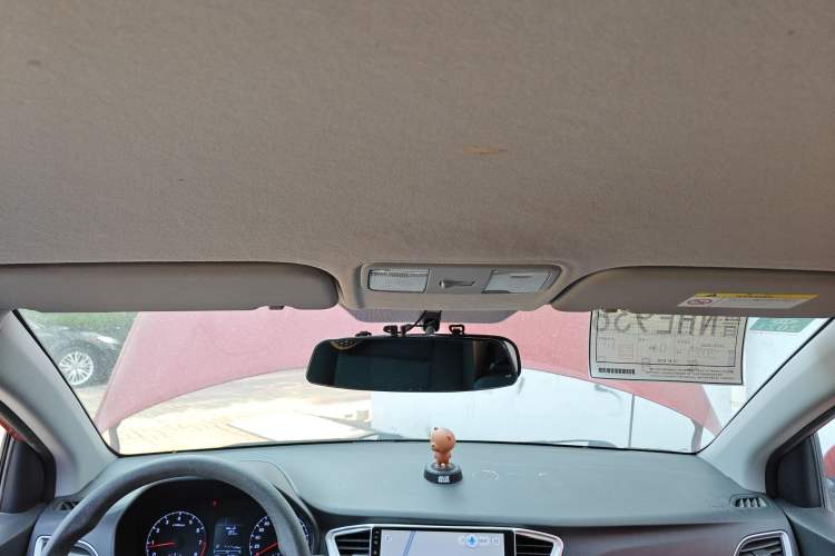 Used Hyundai Verna (new generation) 2016 1.4L Manual Cool Edition GLS Headliner