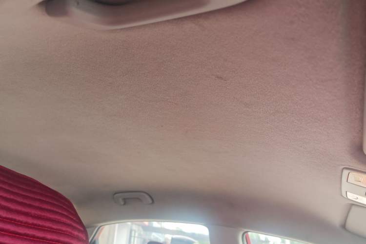 Used Hyundai Verna (new generation) 2016 1.4L Automatic Cool Edition GLS Headliner