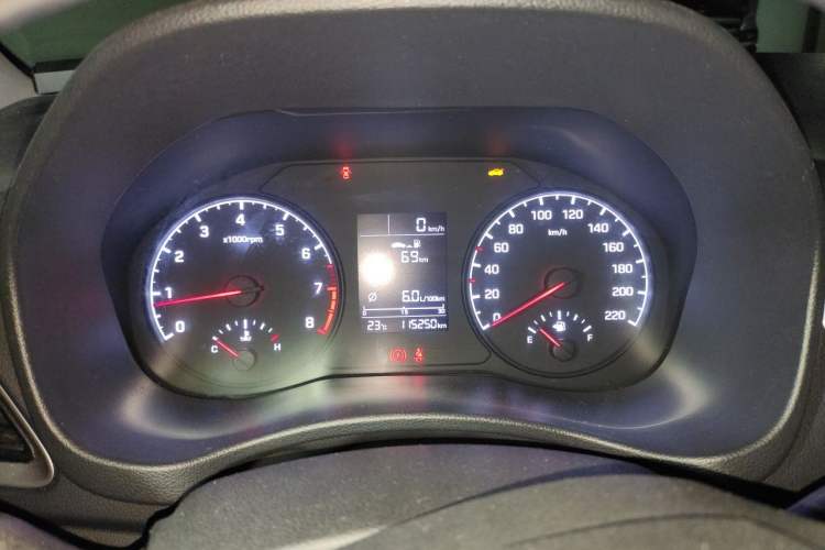 Used Hyundai Verna (new generation) 2016 1.4L Manual Cool Edition GLS Instrument Cluster