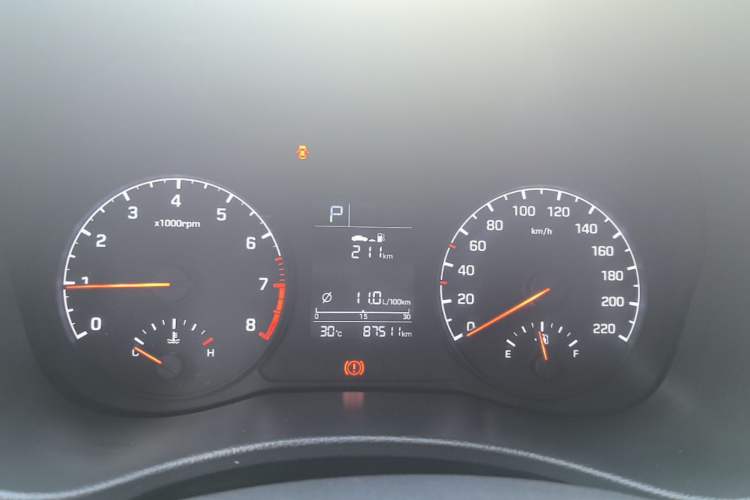 Used Hyundai Verna (new generation) 2016 1.4L Automatic Cool Edition GLS Instrument Cluster