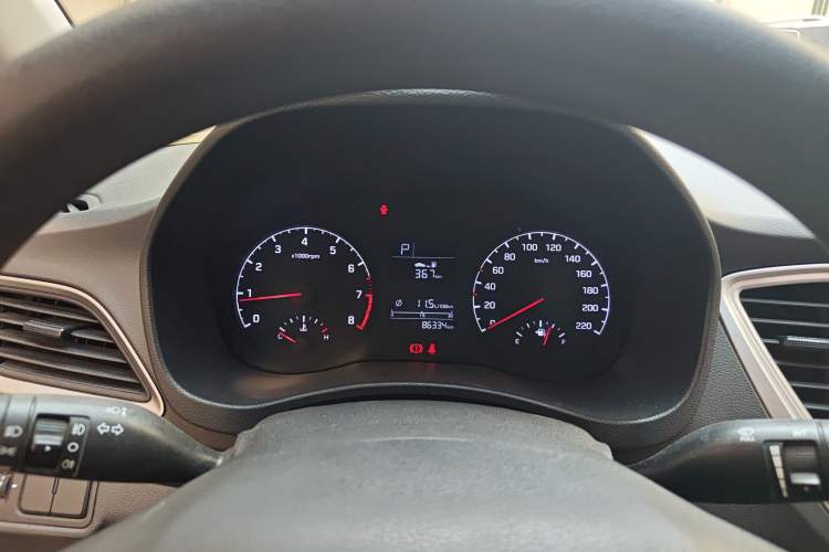 Used Hyundai Verna (new generation) 2016 1.4L Automatic Cool Edition GLS Instrument Cluster