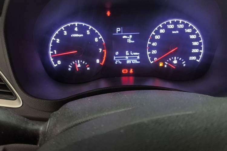 Used Hyundai Verna (new generation) 2016 1.4L Automatic Cool Edition GLS Instrument Cluster
