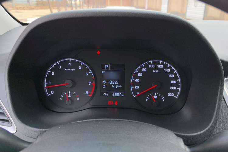 Used Hyundai Verna (new generation) 2016 1.4L Automatic Cool Edition GLS Instrument Cluster