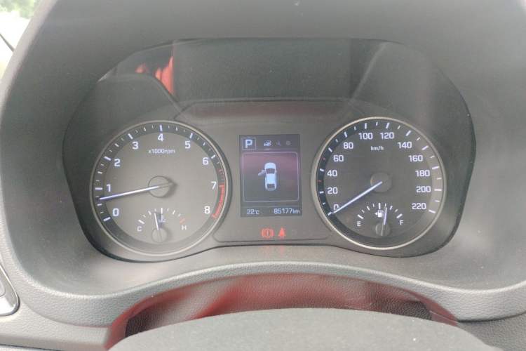 Used Hyundai Verna (new generation) 2016 1.4L Automatic Sport Edition Instrument Cluster