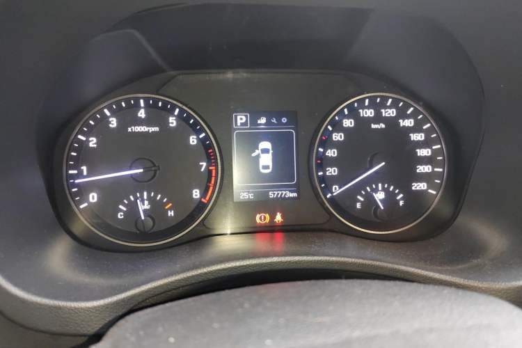 Used Hyundai Verna (new generation) 2016 1.4L Automatic Sport Edition Instrument Cluster
