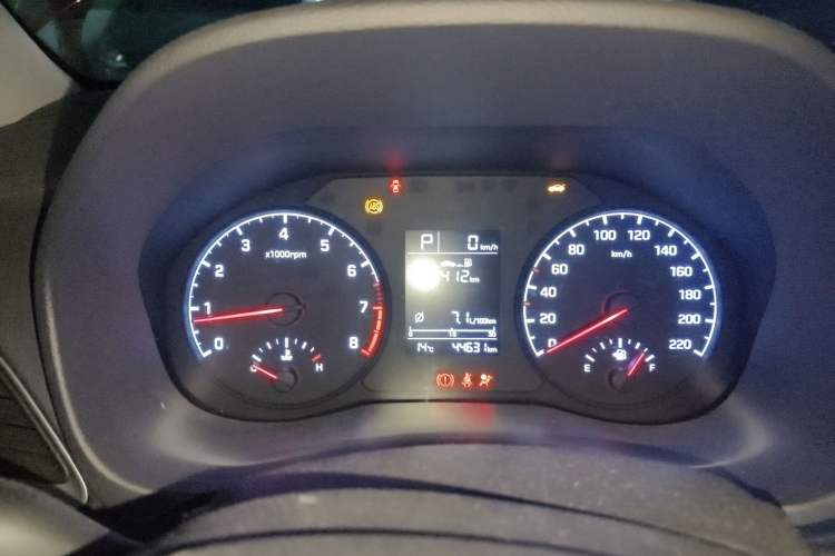 Used Hyundai Verna (new generation) 2016 1.4L Automatic Cool Edition GLS Instrument Cluster