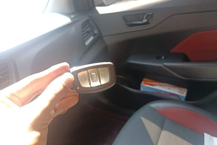 Used Hyundai Verna (new generation) 2016 1.4L Automatic Sport Edition Interior 1