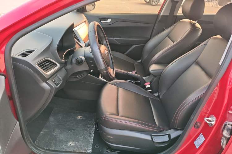 Used Hyundai Verna (new generation) 2016 1.4L Automatic Cool Edition GLS Left Front Seat