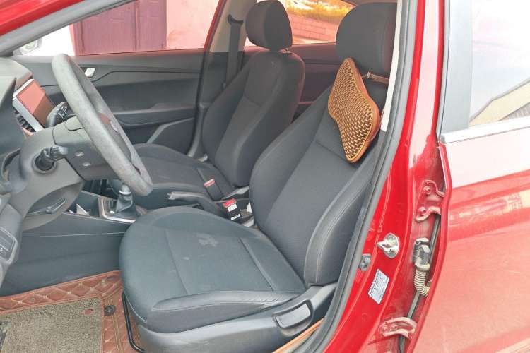 Used Hyundai Verna (new generation) 2016 1.4L Manual Cool Edition GLS Left Front Seat