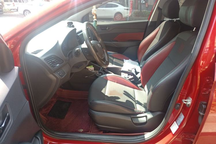 Used Hyundai Verna (new generation) 2016 1.4L Automatic Sport Edition Left Front Seat