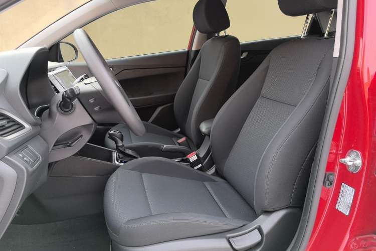 Used Hyundai Verna (new generation) 2016 1.4L Automatic Cool Edition GLS Left Front Seat