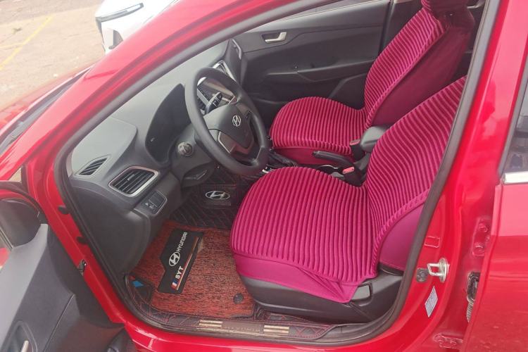 Used Hyundai Verna (new generation) 2016 1.4L Automatic Cool Edition GLS Left Front Seat