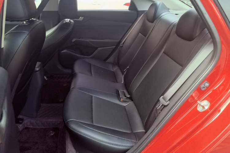 Used Hyundai Verna (new generation) 2016 1.4L Automatic Cool Edition GLS Left Rear Seat