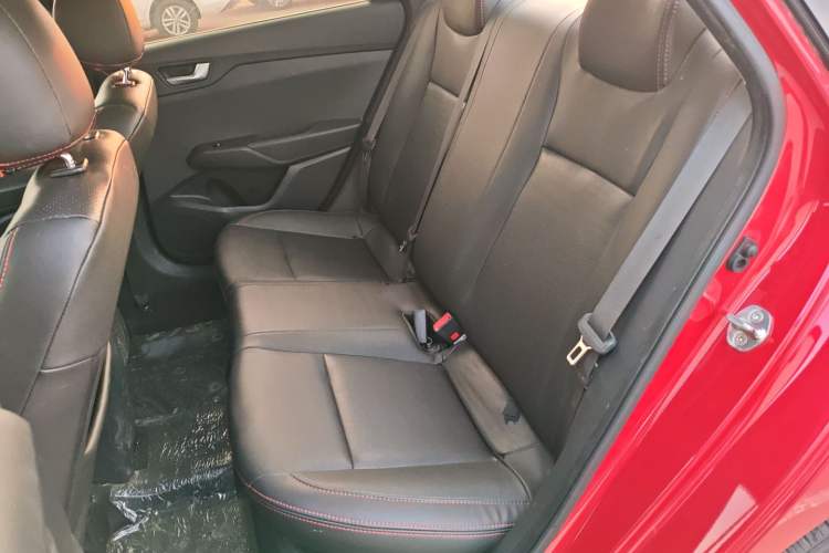 Used Hyundai Verna (new generation) 2016 1.4L Automatic Cool Edition GLS Left Rear Seat