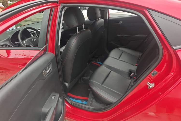 Used Hyundai Verna (new generation) 2016 1.4L Manual Cool Edition GLS Left Rear Seat