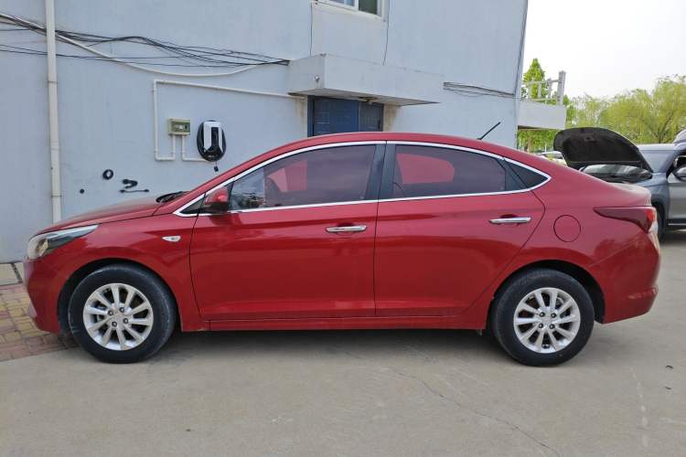 Used Hyundai Verna (new generation) 2016 1.4L Manual Cool Edition GLS Left Side