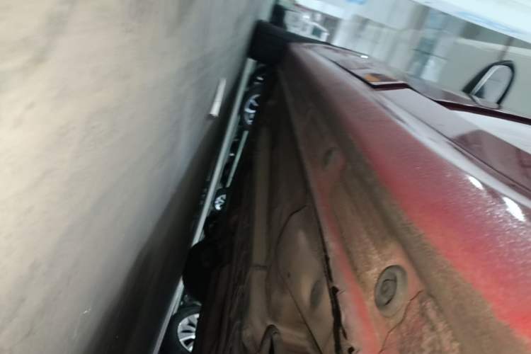 Used Hyundai Verna (new generation) 2016 1.4L Automatic Cool Edition GLS Left Side Sill