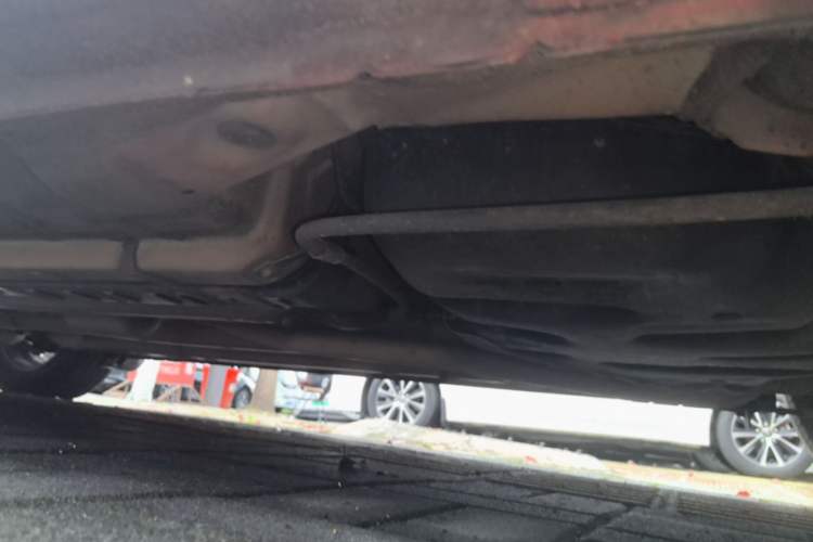 Used Hyundai Verna (new generation) 2016 1.4L Automatic Cool Edition GLS Left Side Sill