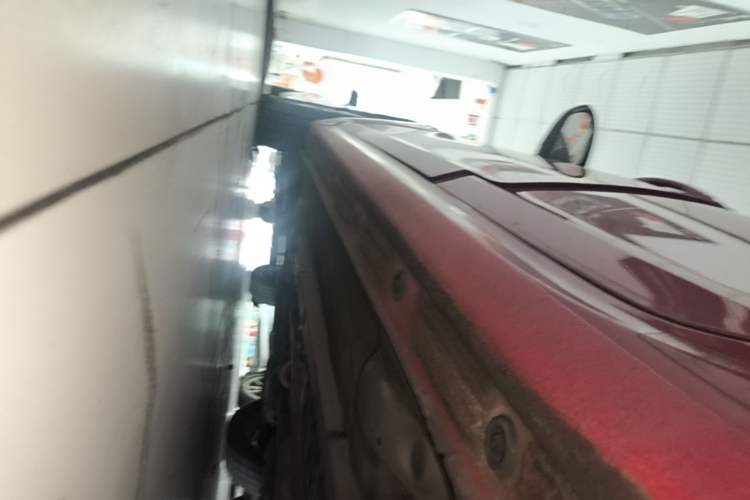 Used Hyundai Verna (new generation) 2016 1.4L Automatic Cool Edition GLS Left Side Sill