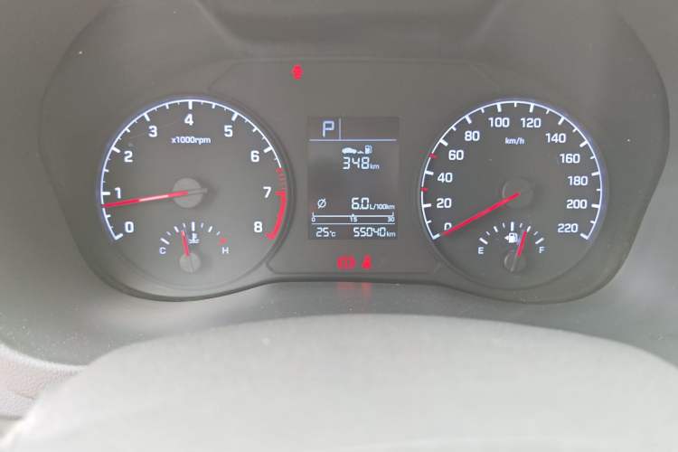 Used Hyundai Verna (new generation) 2016 1.4L Automatic Cool Edition GLS Odometer Close Up