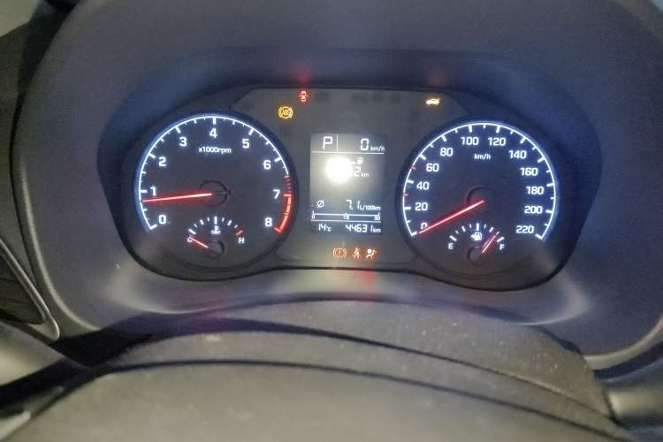 Used Hyundai Verna (new generation) 2016 1.4L Automatic Cool Edition GLS Odometer Close Up