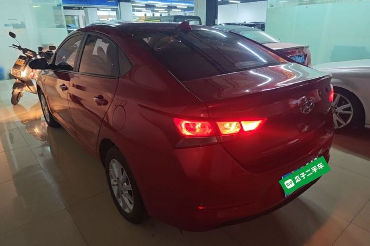 Used Hyundai Verna (new generation) 2016 1.4L Automatic Cool Edition GLS Rear Left 45 Deg