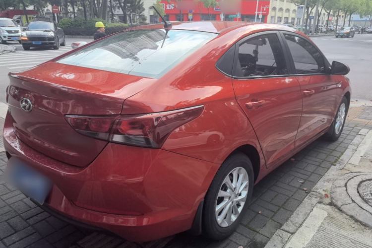 Used Hyundai Verna (new generation) 2016 1.4L Automatic Cool Edition GLS Rear Right 45 Deg
