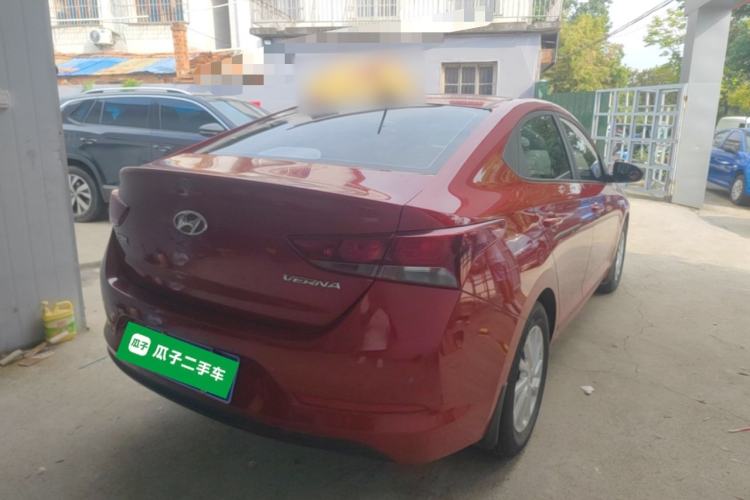 Used Hyundai Verna (new generation) 2016 1.4L Manual Cool Edition GLS Rear Right 45 Deg