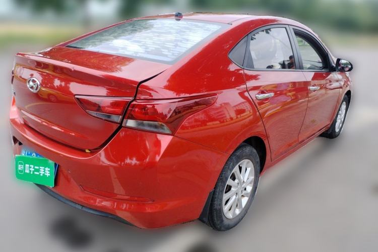 Used Hyundai Verna (new generation) 2016 1.4L Automatic Sport Edition Rear Right 45 Deg