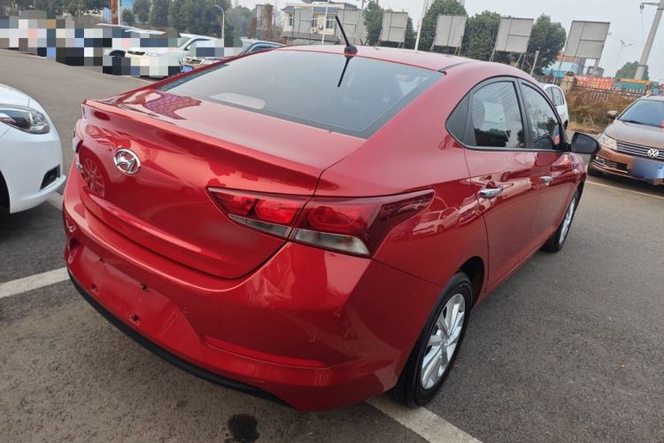 Used Hyundai Verna (new generation) 2016 1.4L Automatic Cool Edition GLS Rear Right 45 Deg