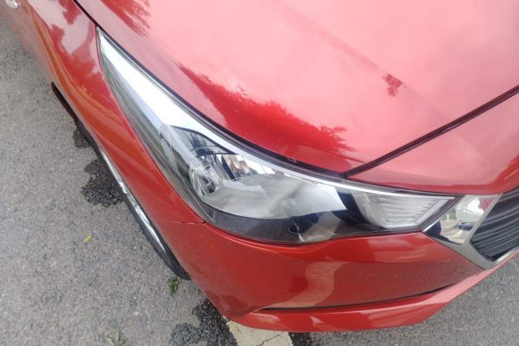 Used Hyundai Verna (new generation) 2016 1.4L Automatic Sport Edition Right Front Headlight