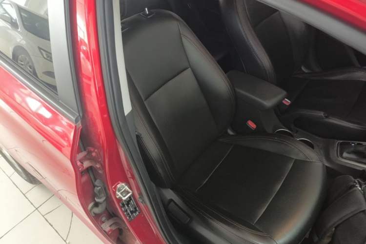Used Hyundai Verna (new generation) 2016 1.4L Automatic Cool Edition GLS Right Front Seat
