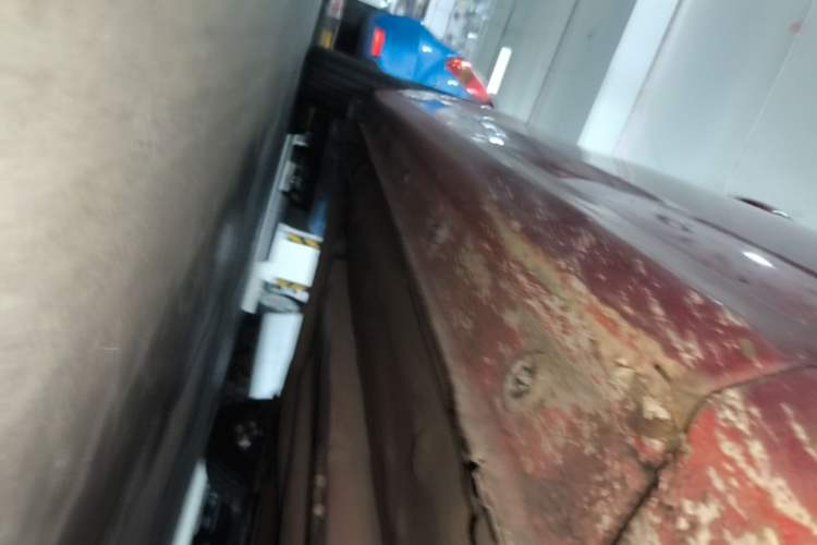 Used Hyundai Verna (new generation) 2016 1.4L Automatic Cool Edition GLS Right Side Sill