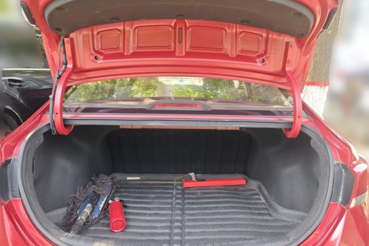Used Hyundai Verna (new generation) 2016 1.4L Automatic Cool Edition GLS Trunk