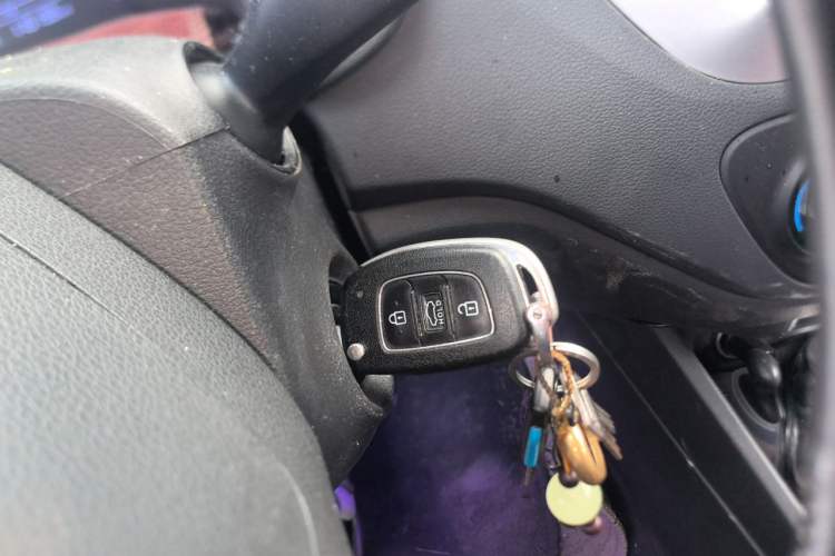 Used Hyundai Verna (new generation) 2016 1.4L Manual Cool Edition GLS Vehicle Key