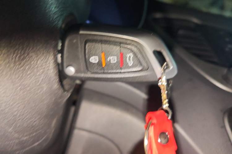 Used Hyundai Verna (new generation) 2016 1.4L Automatic Cool Edition GLS Vehicle Key
