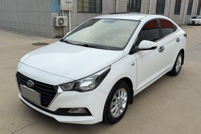 Ojetý Hyundai Verna (new generation) 2016 1.4L Automatic Cool Edition GLS