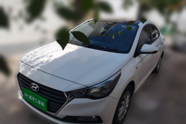 Hyundai Verna (new generation) 2016 1.4L Manual Cool Edition GLS d’occasion