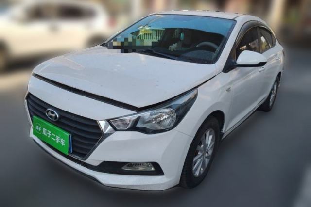 Gebrauchter Hyundai Verna (new generation) 2016 1.4L Automatic Cool Edition GLS