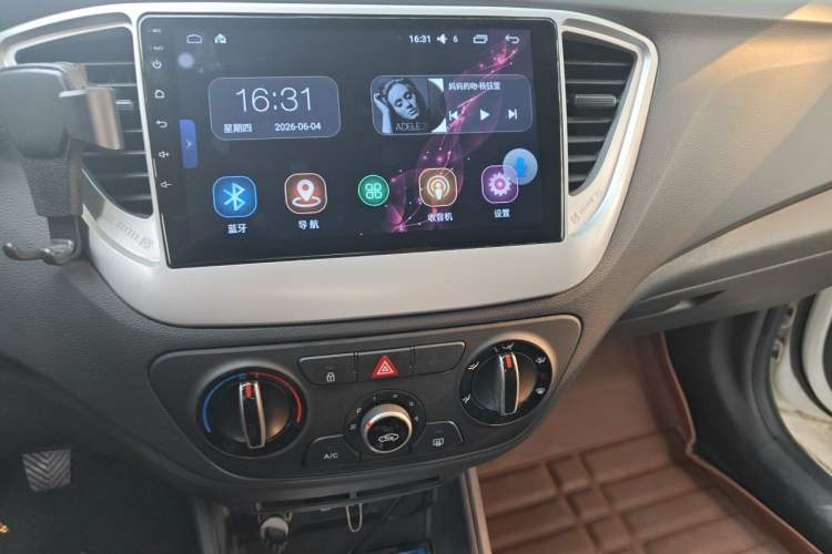 Used Hyundai Verna (new generation) 2016 1.4L Manual Cool Edition GLS Audio And AC Panel
