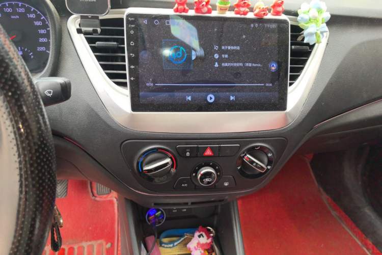 Used Hyundai Verna (new generation) 2016 1.4L Manual Cool Edition GLS Audio And AC Panel