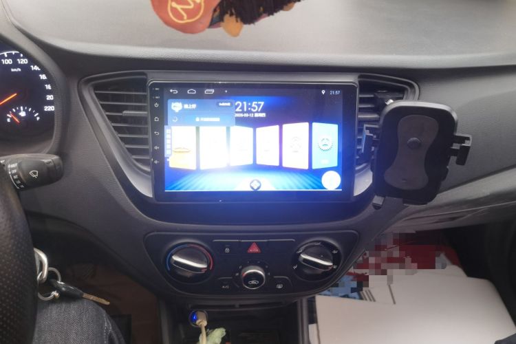 Used Hyundai Verna (new generation) 2016 1.4L Manual Cool Edition GLS Audio And AC Panel