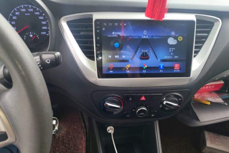 Used Hyundai Verna (new generation) 2016 1.4L Manual Cool Edition GLS Audio And AC Panel