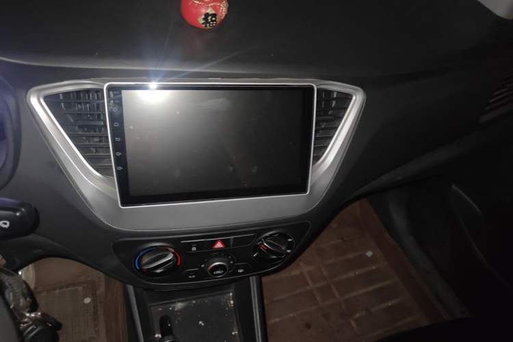 Used Hyundai Verna (new generation) 2016 1.4L Manual Cool Edition GLS Audio And AC Panel