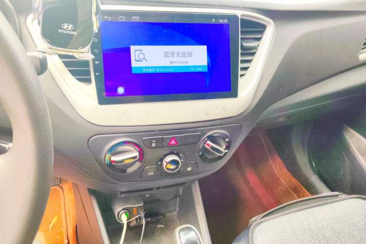 Used Hyundai Verna (new generation) 2016 1.4L Automatic Cool Edition GLS Audio And AC Panel
