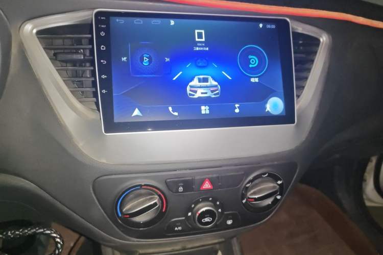 Used Hyundai Verna (new generation) 2016 1.4L Manual Cool Edition GLS Audio And AC Panel