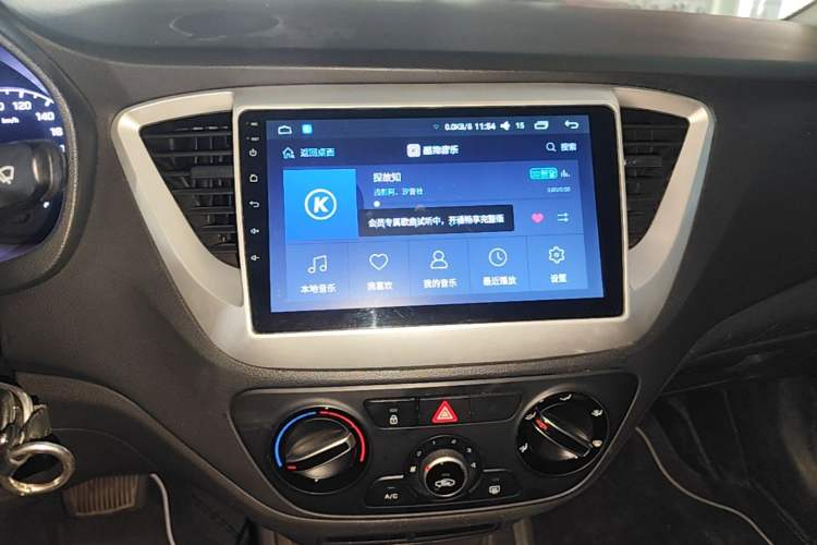 Used Hyundai Verna (new generation) 2016 1.4L Automatic Cool Edition GLS Audio And AC Panel