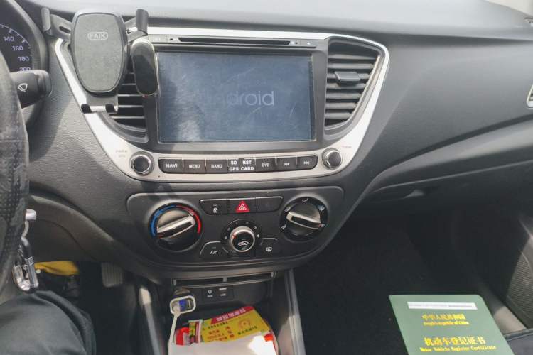 Used Hyundai Verna (new generation) 2016 1.4L Manual Youth Edition GS Audio And AC Panel